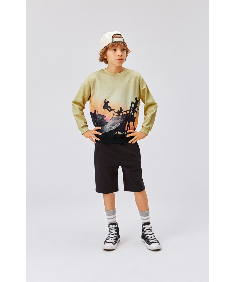Molo black shorts