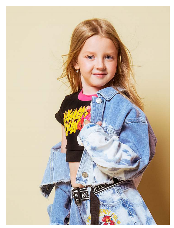 Short style Jean jacket
