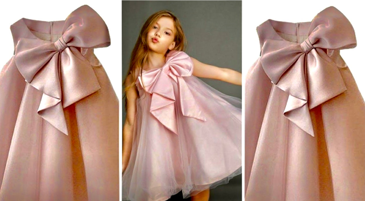 Evening dress with big bow