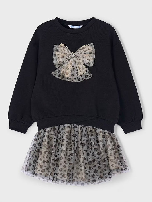 Set with skirt