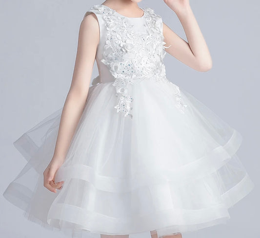Sleeveless,Flower Decoration wedding dress